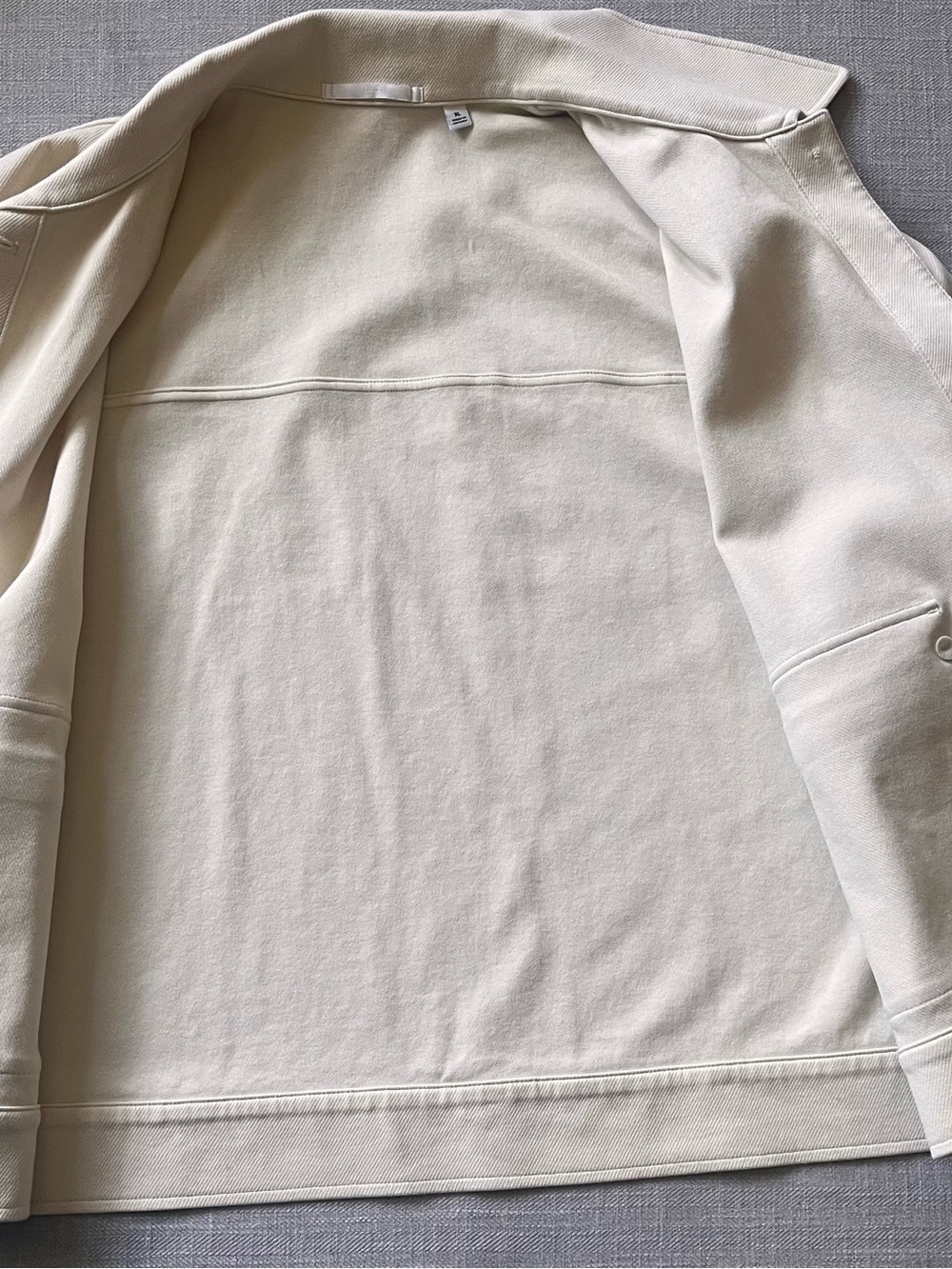 Uniqlo Women's Cream Button-Front Jersey Knit Relaxed Oversized Boxy Jacket - Picture 3 of 16